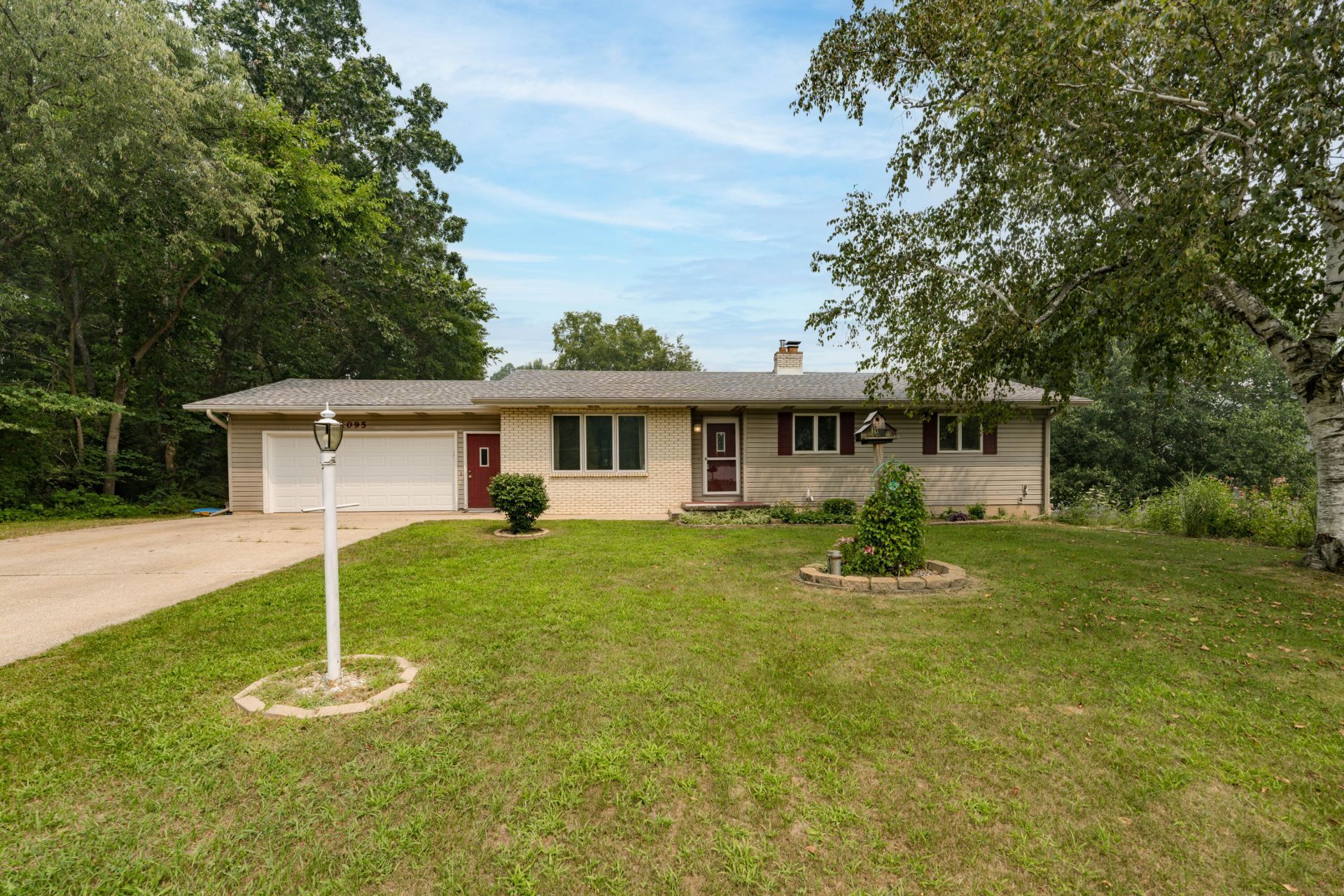 1095 Howard Street, Otsego, MI 49078 Main Photo