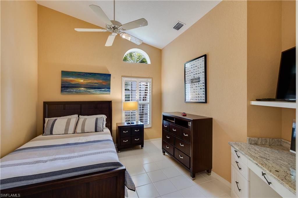 8420 Excalibur Cir, Unit R12, Naples, FL 34108 Photo