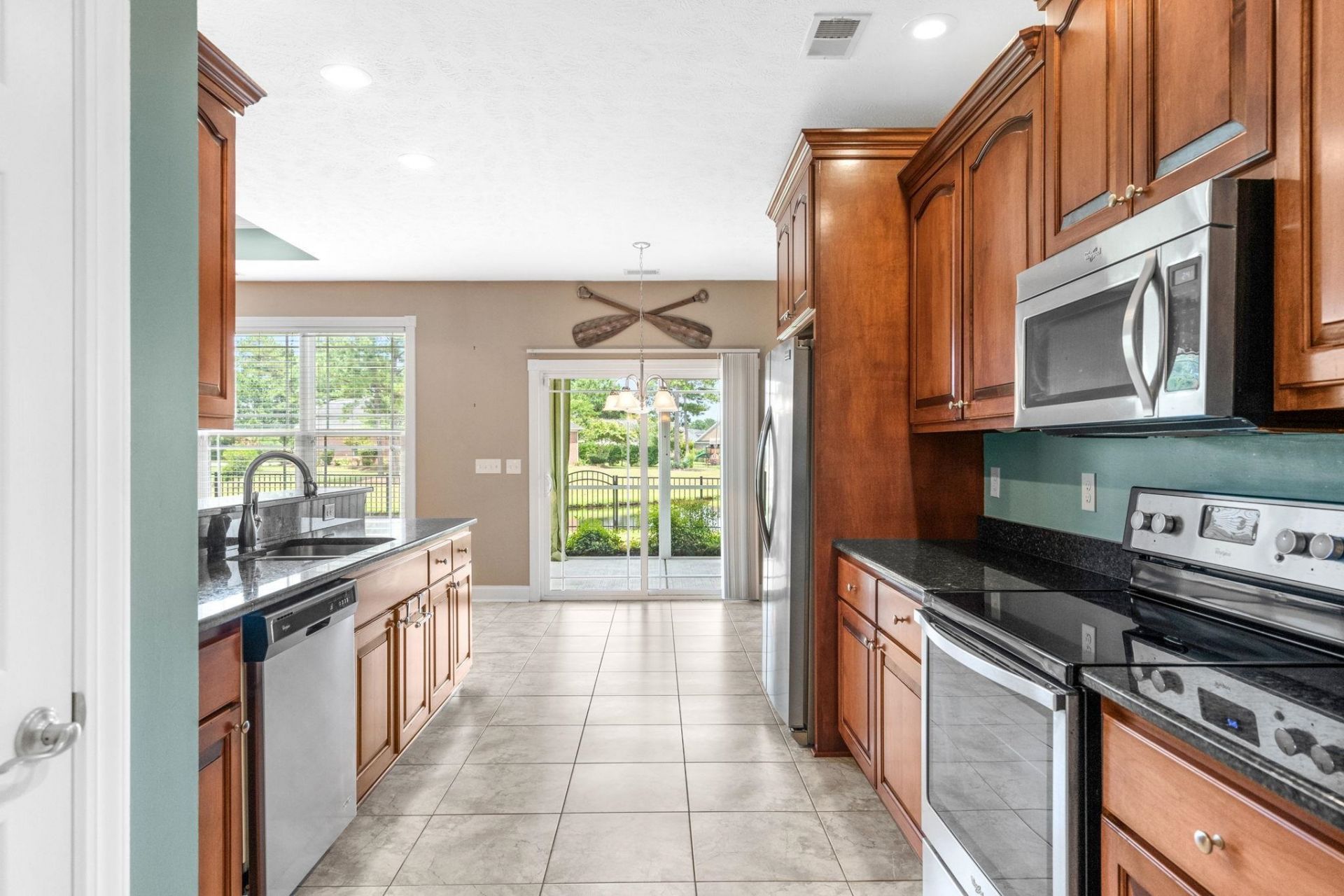 943 Henry James Dr. Photo 14