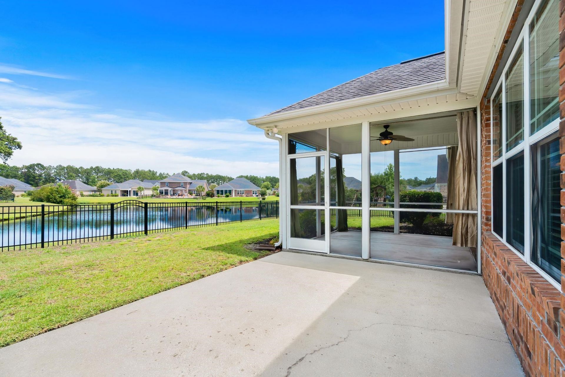 943 Henry James Dr. Photo 17