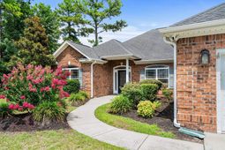 943 Henry James Dr. photo 4