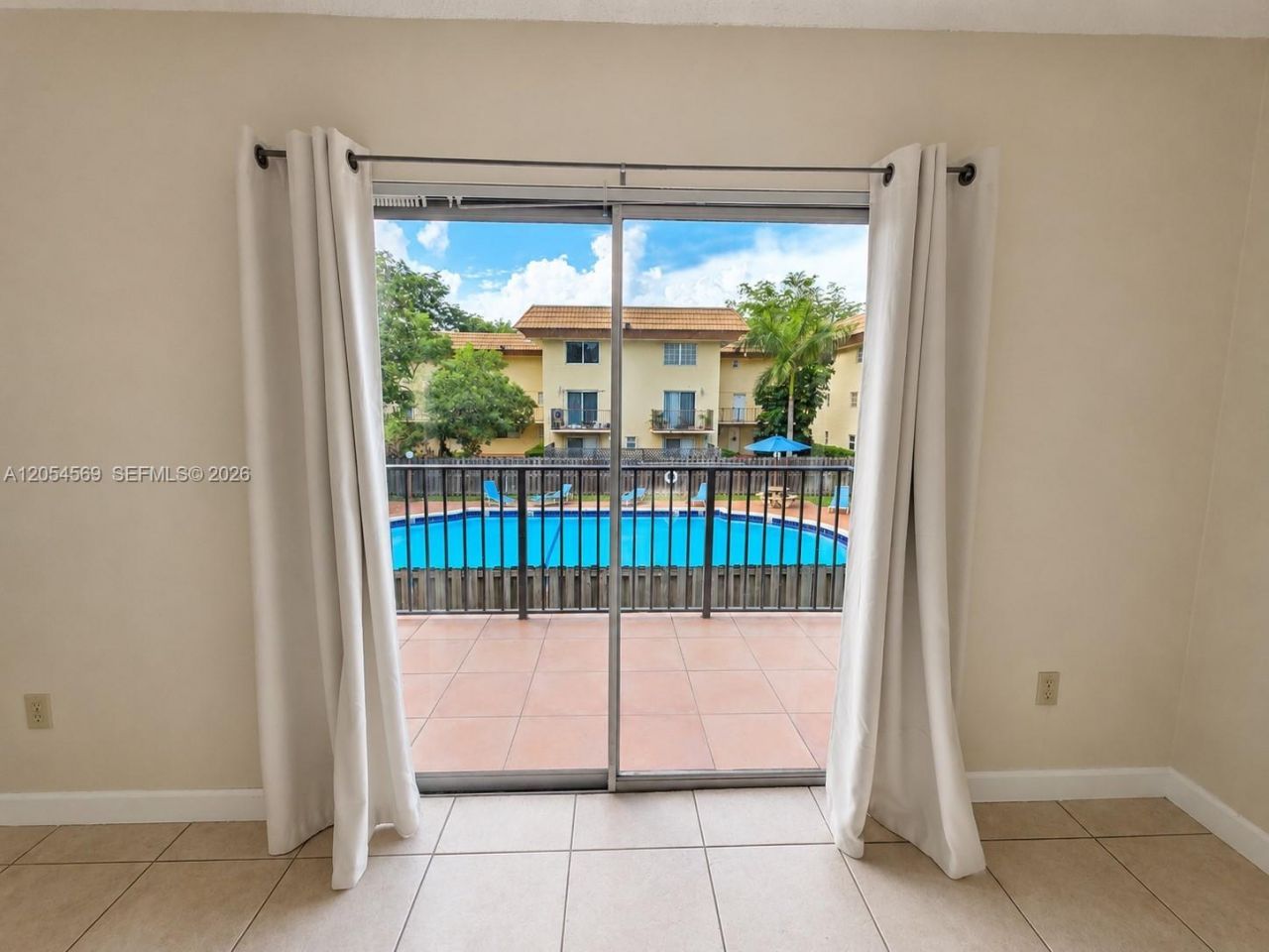 8650 SW 109th Ave , Unit 3-223, Miami, FL 33173 Photo