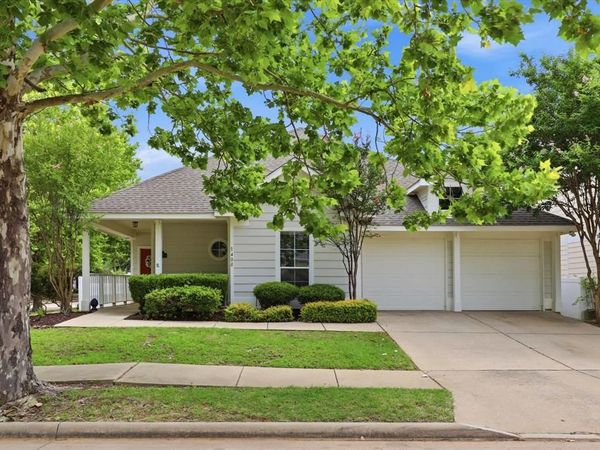 1408 Mountain Laurel Drive , Savannah, TX 76227