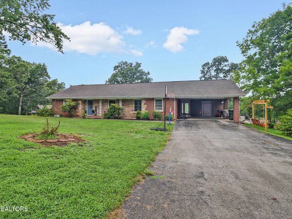 257 Brookhaven Drive, Crossville, TN 38555