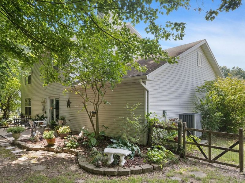 20 Depot Circle, Georgetown, OH 45121 Photo 4