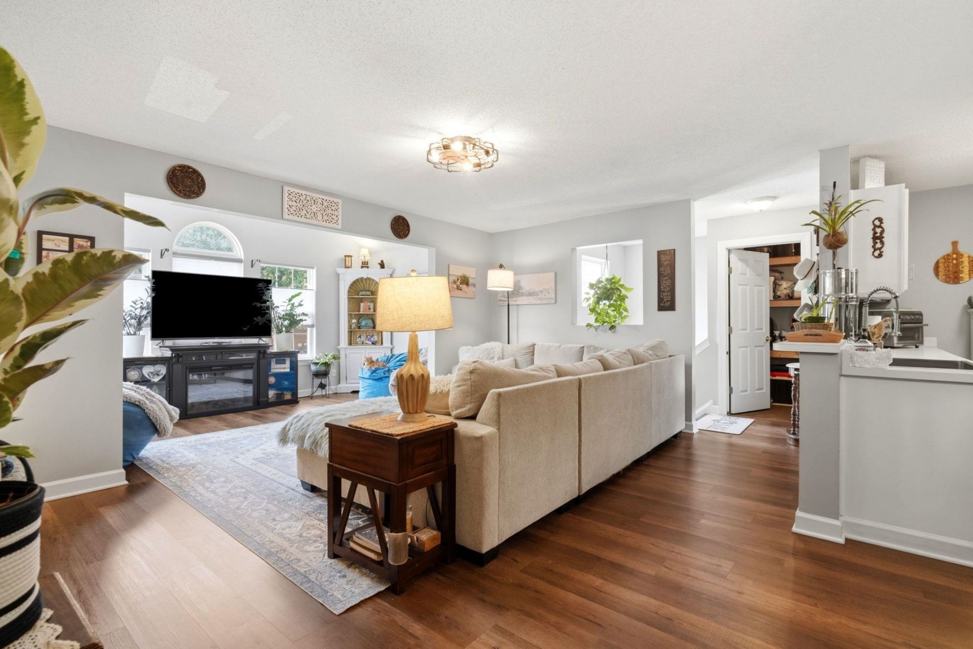 4383 Daphne Ln.  Photo 8
