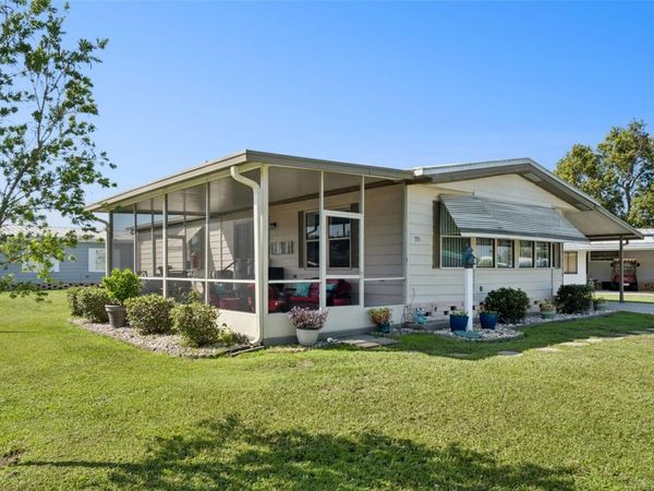 301 LAKEVIEW DRIVE , OSTEEN, FL 32764