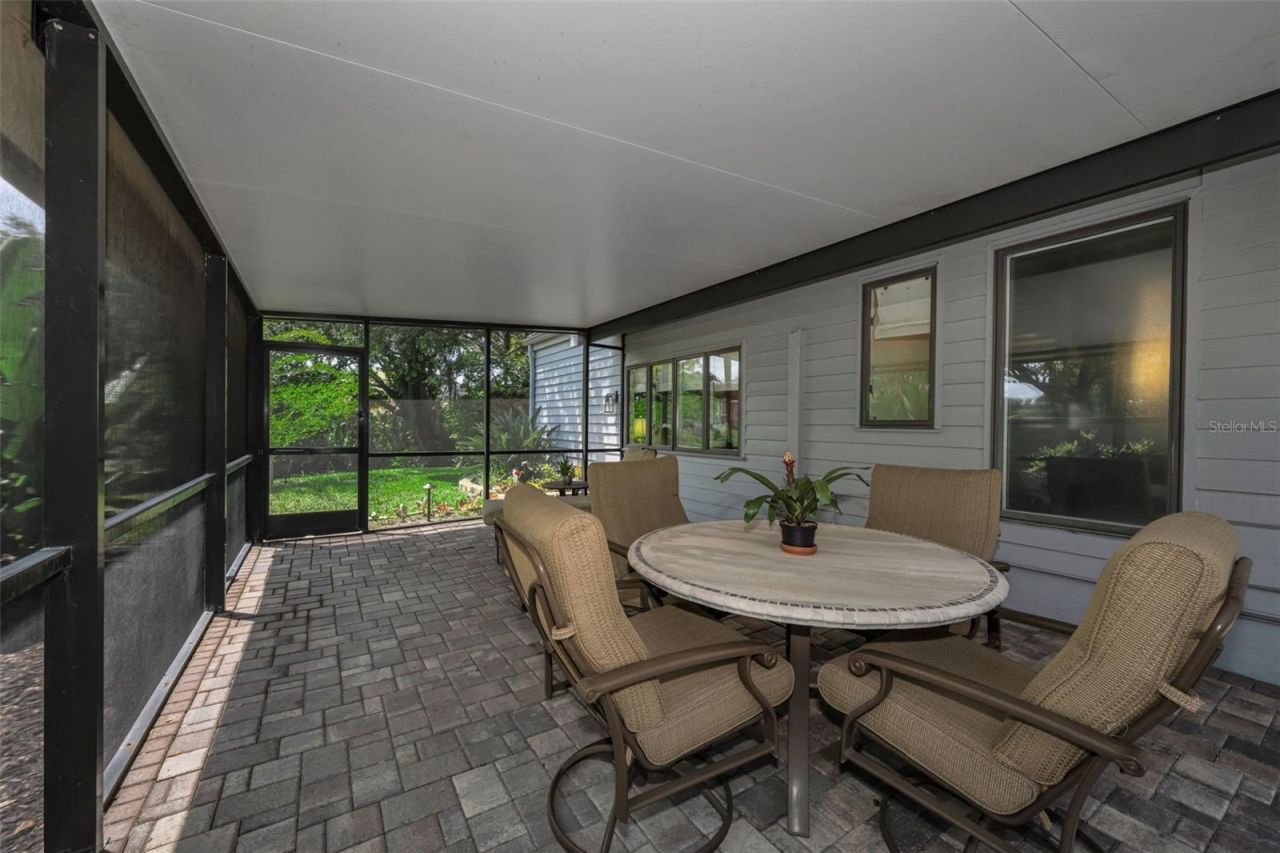 10497 Longwood Drive, Seminole, FL 33777 Photo