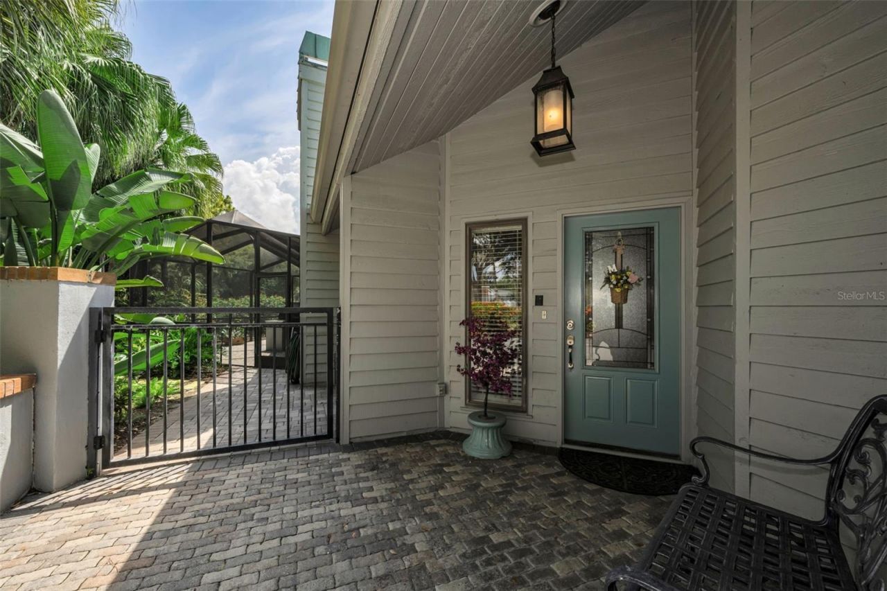 10497 Longwood Drive, Seminole, FL 33777 Photo