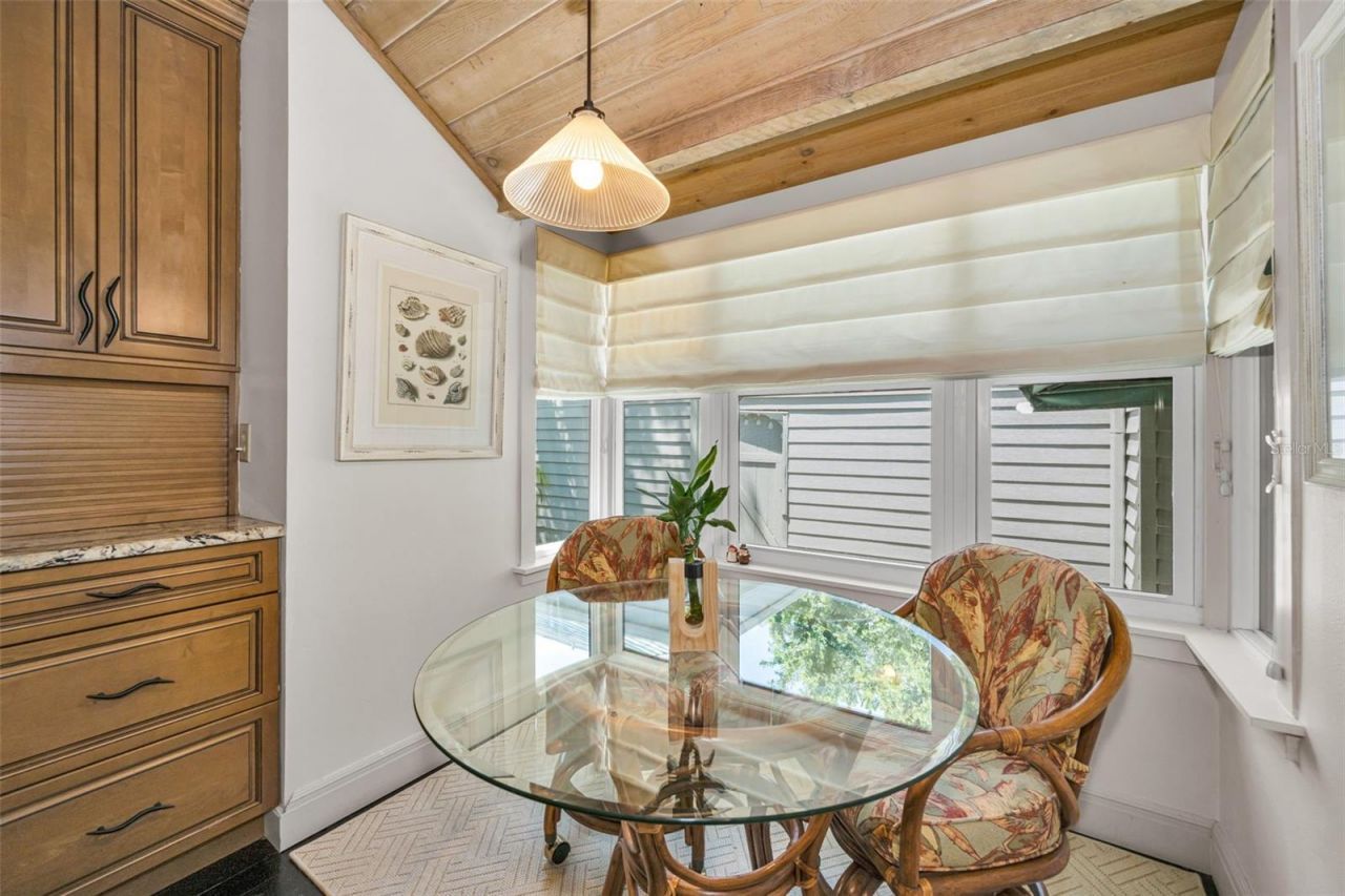10497 Longwood Drive, Seminole, FL 33777 Photo