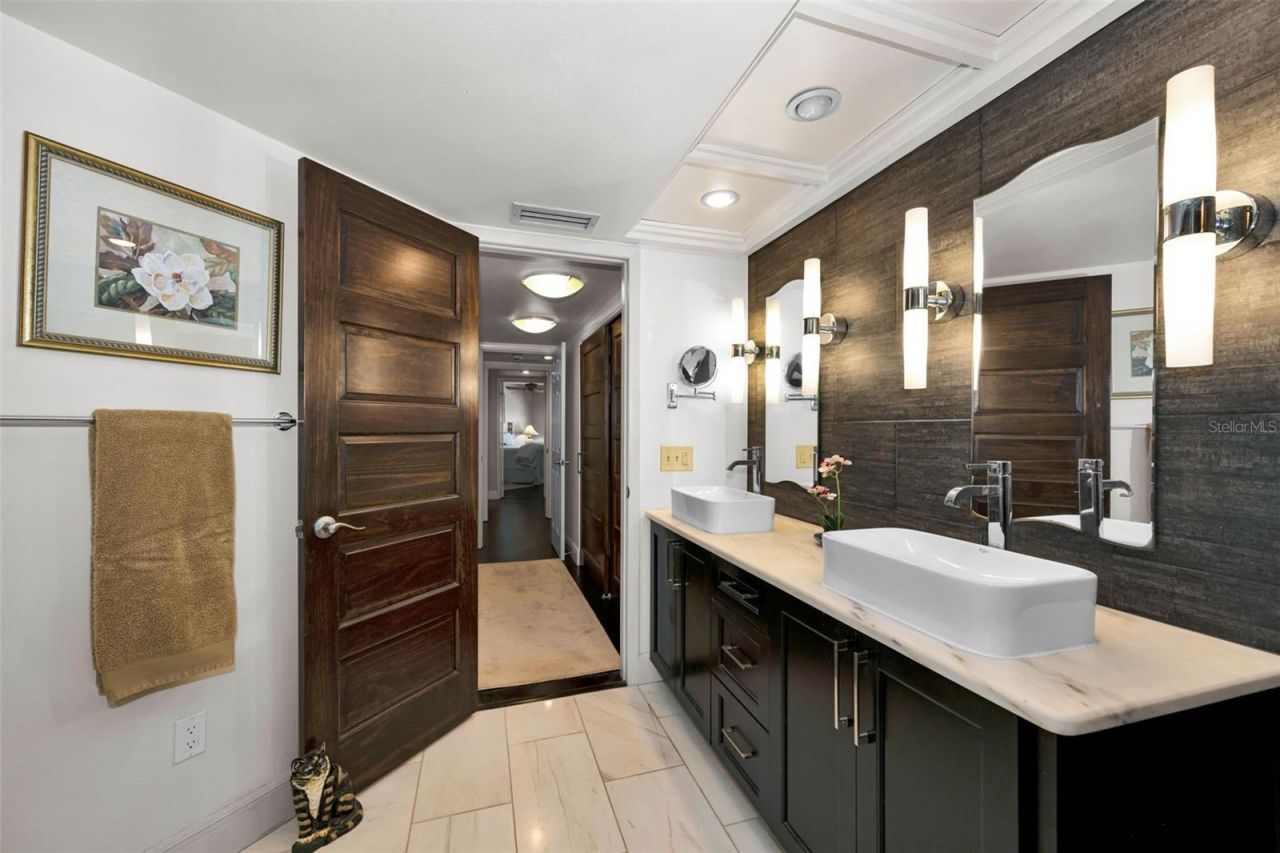 10497 Longwood Drive, Seminole, FL 33777 Photo