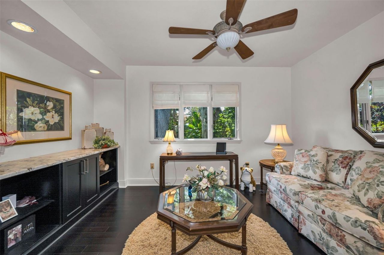 10497 Longwood Drive, Seminole, FL 33777 Photo