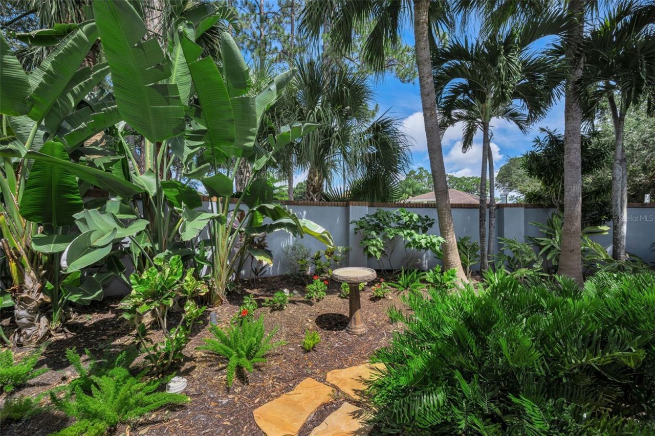 10497 Longwood Drive, Seminole, FL 33777 Photo
