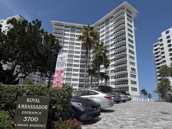 3700 Galt Ocean Drive, Unit 209, Fort Lauderdale, FL 33308