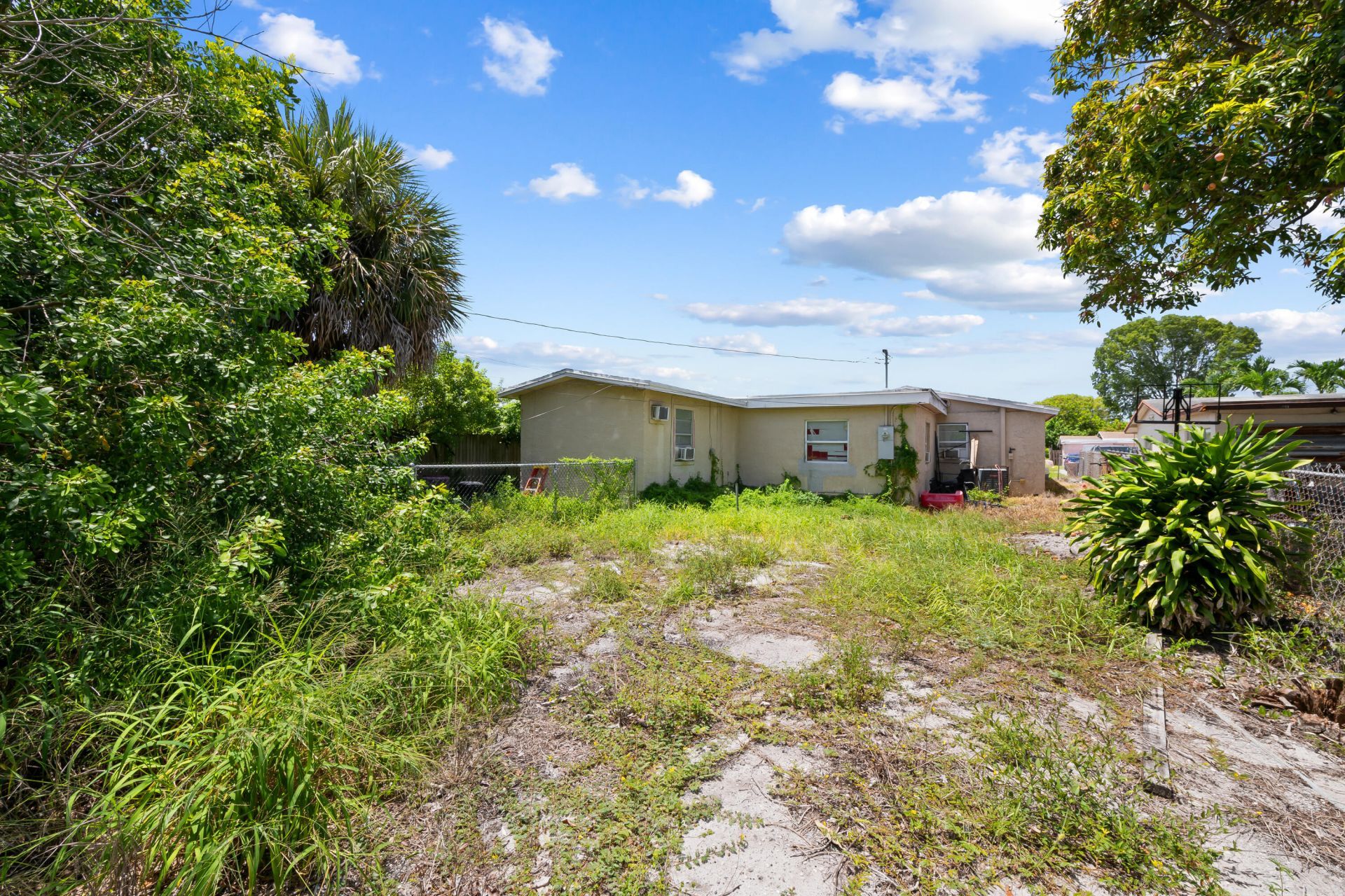242 SW 3rd Street, Deerfield Beach, FL 33441 Photo