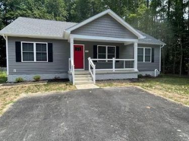 58 WILDWOOD RD, COLONIAL BEACH, VA 22443