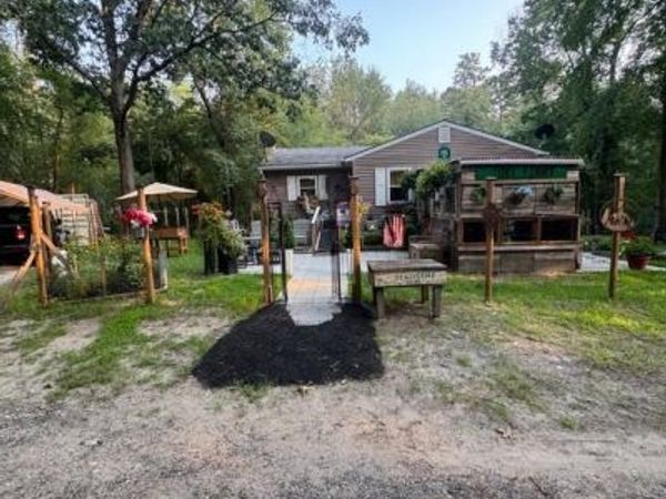 320 HEMLOCK AVENUE, BROWNS MILLS, NJ 08015