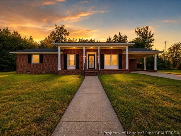 7401 Paxton Drive, Fayetteville, NC 28303