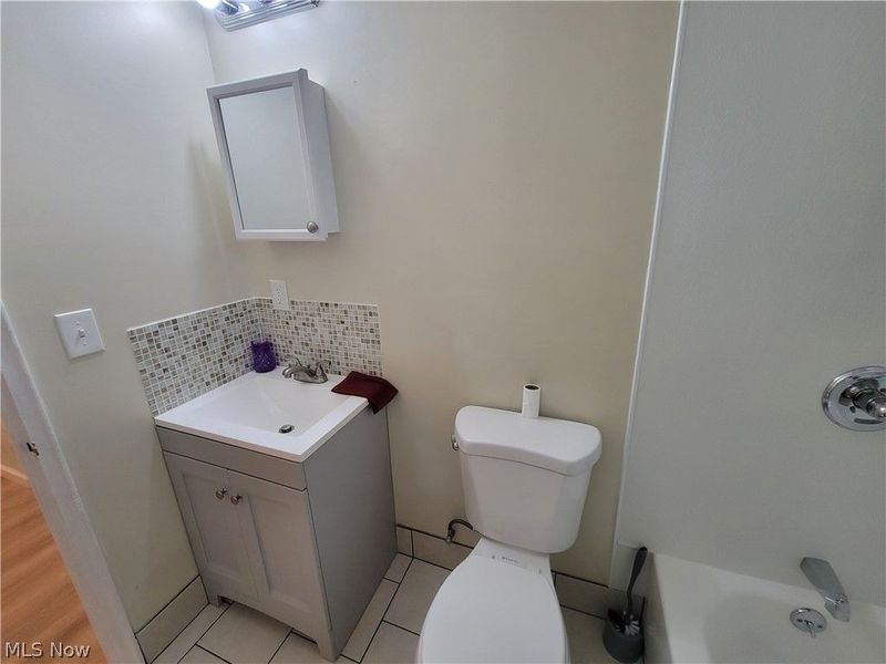12509 Hirst Avenue, Cleveland, OH 44135 Photo 24