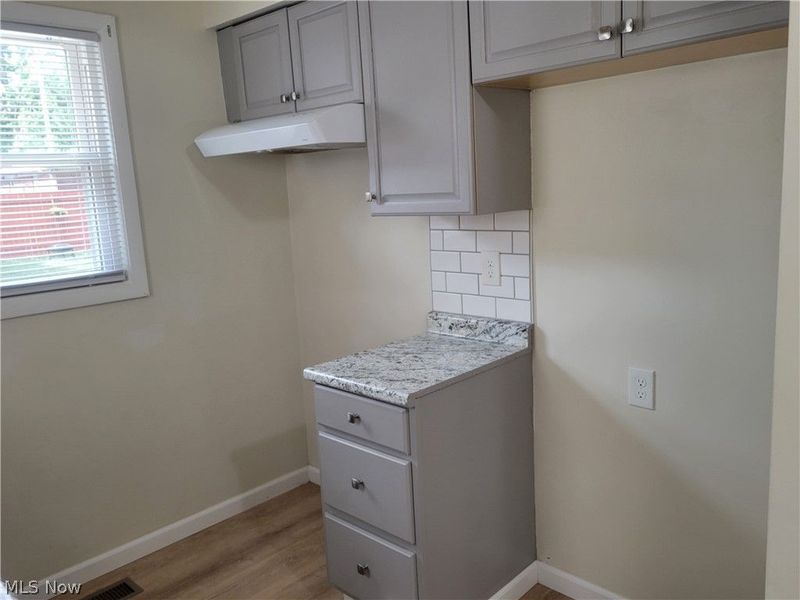 12509 Hirst Avenue, Cleveland, OH 44135 Photo 27