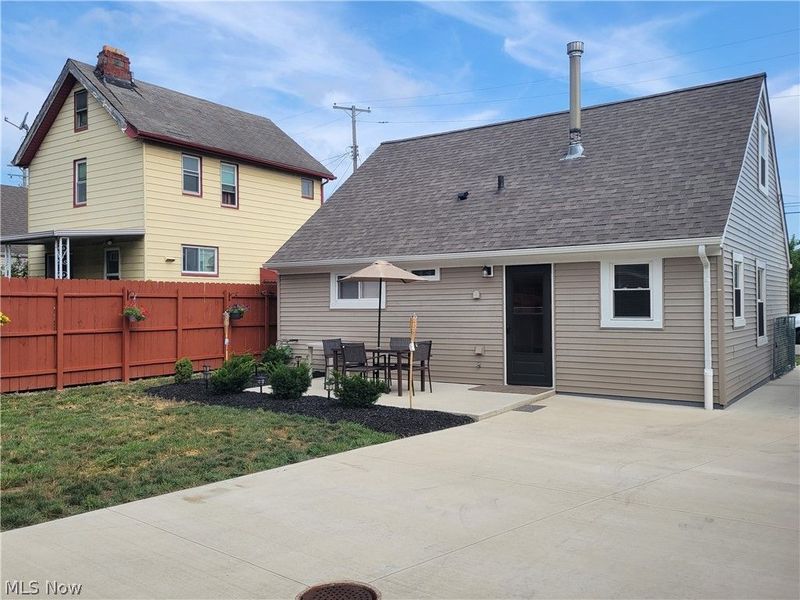 12509 Hirst Avenue, Cleveland, OH 44135 Photo 5