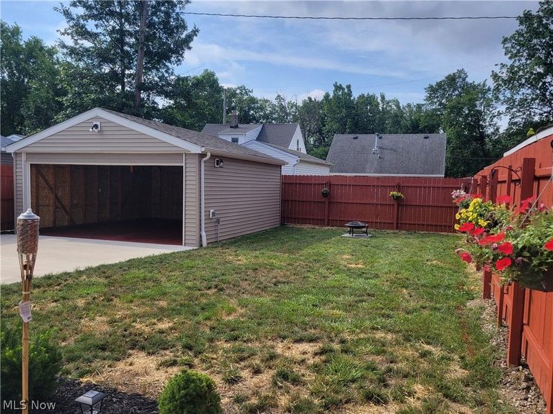 12509 Hirst Avenue, Cleveland, OH 44135 Photo 6