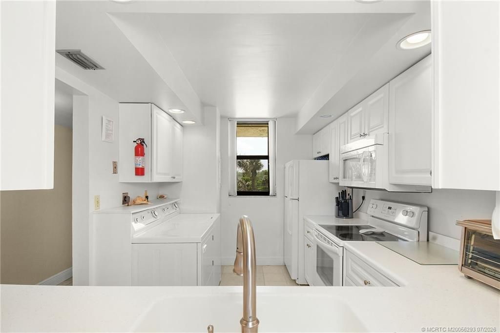 9900 S Ocean Drive , Unit 107, Jensen Beach, FL 34957 Photo