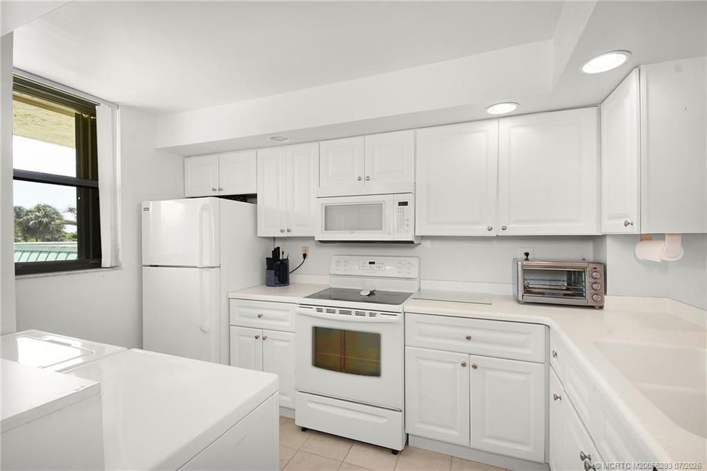 9900 S Ocean Drive , Unit 107, Jensen Beach, FL 34957 Photo