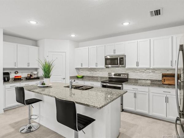 837 SW California Boulevard, Port St Lucie, FL 34953