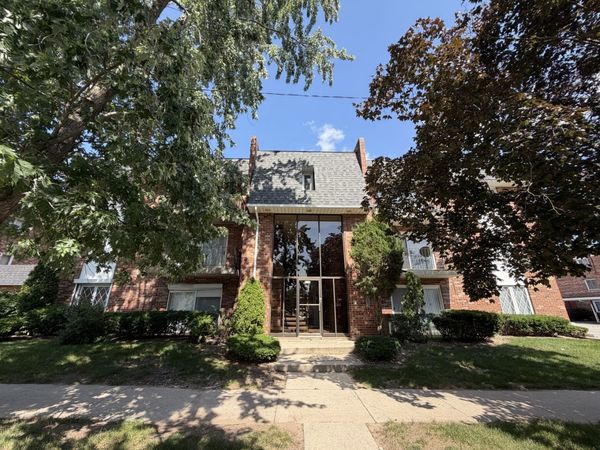669 CHAPPEL Avenue , Unit 1B, Calumet City, IL 60409