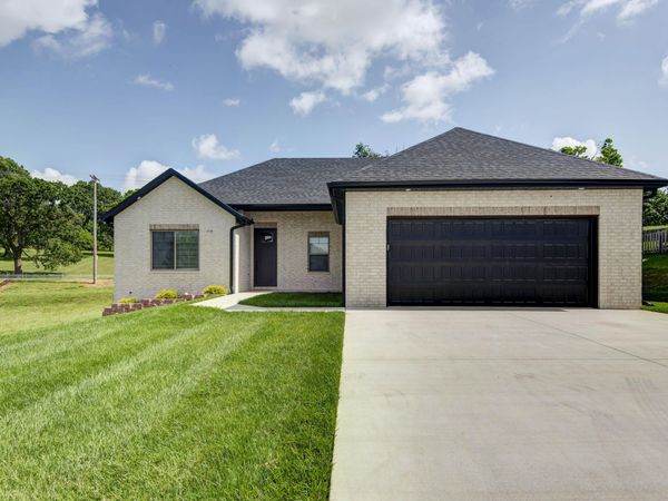 1539 W Gaslight Drive , Springfield, MO 65810