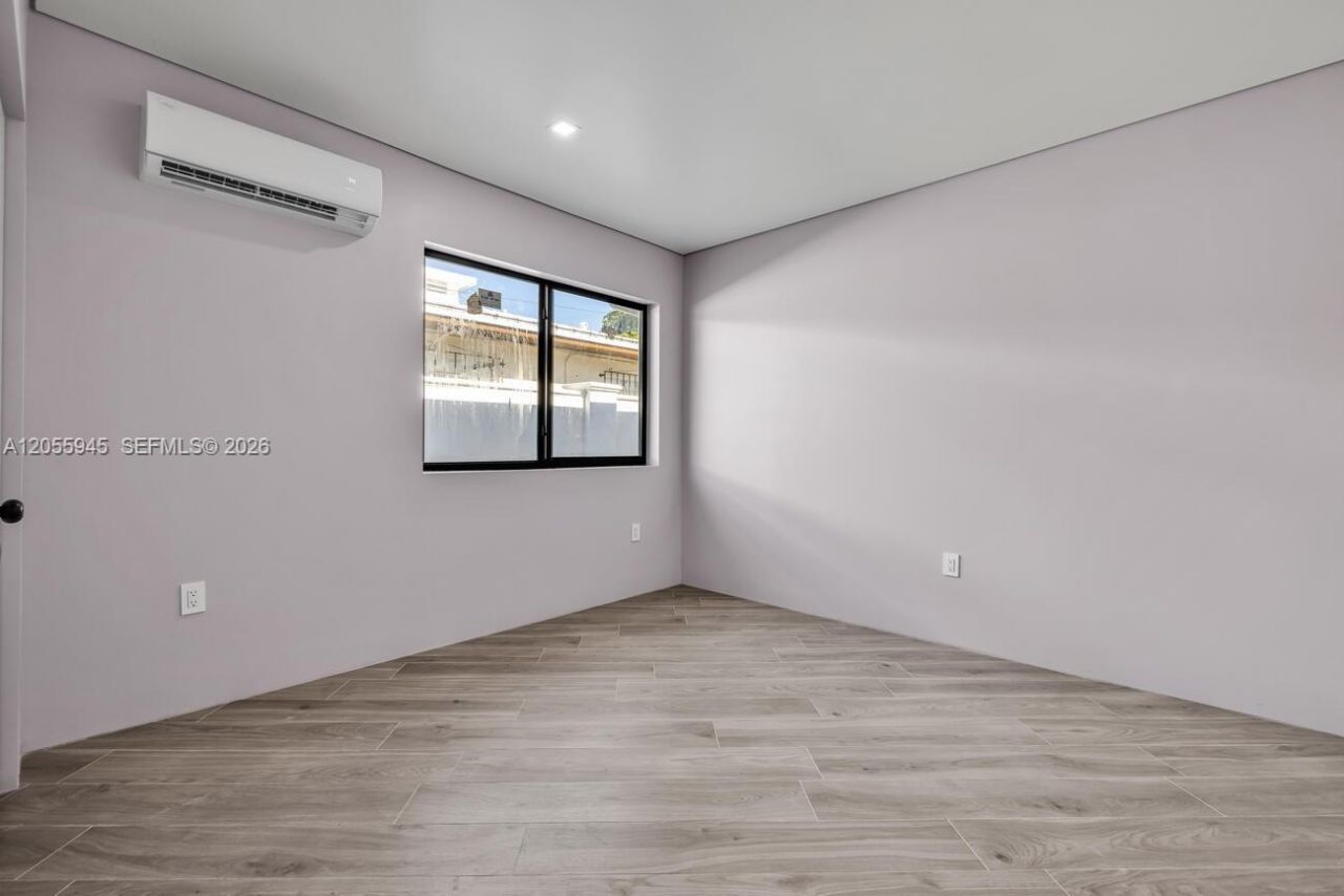 8931 NE 2nd Ave, Unit N2, El Portal, FL 33138 Photo