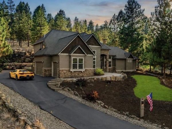 3193 NW Colonial Drive, Bend, OR 97703