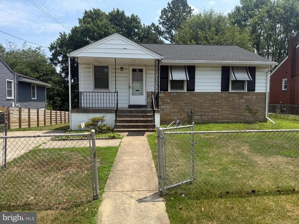 6015 Jamestown Road, Hyattsville, MD 20782 Main Photo