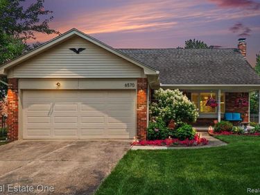 6570 Edgewood Road, CANTON, MI 48187