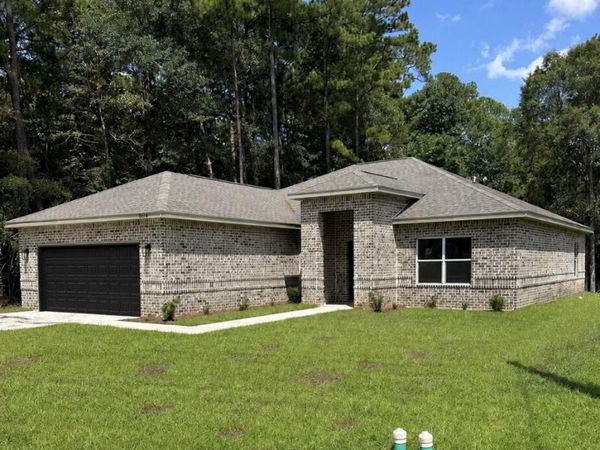 8904 Boxwood Lane, Gautier, MS 39553