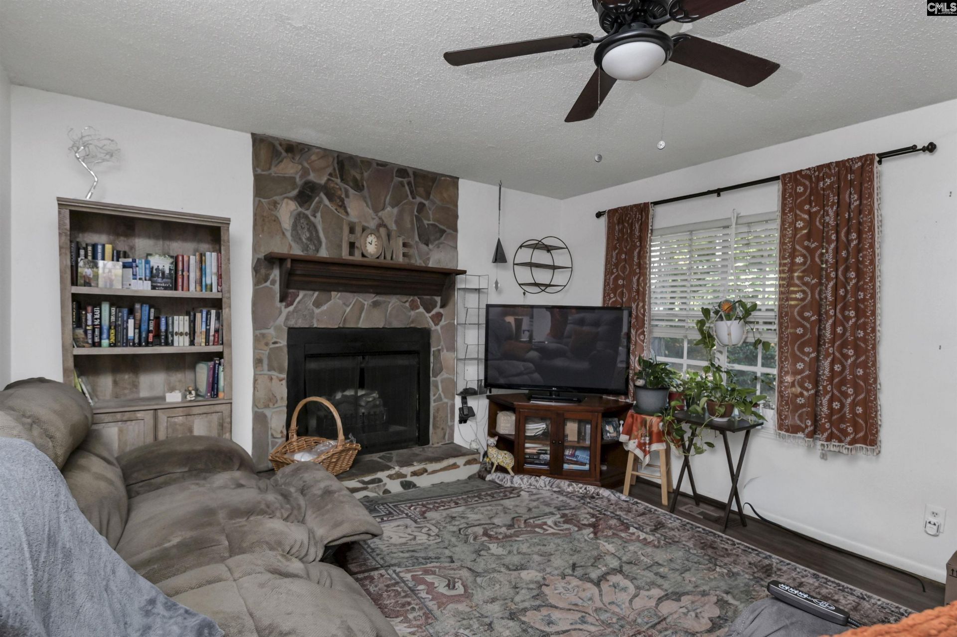 133 Sunset Strip  Photo 8