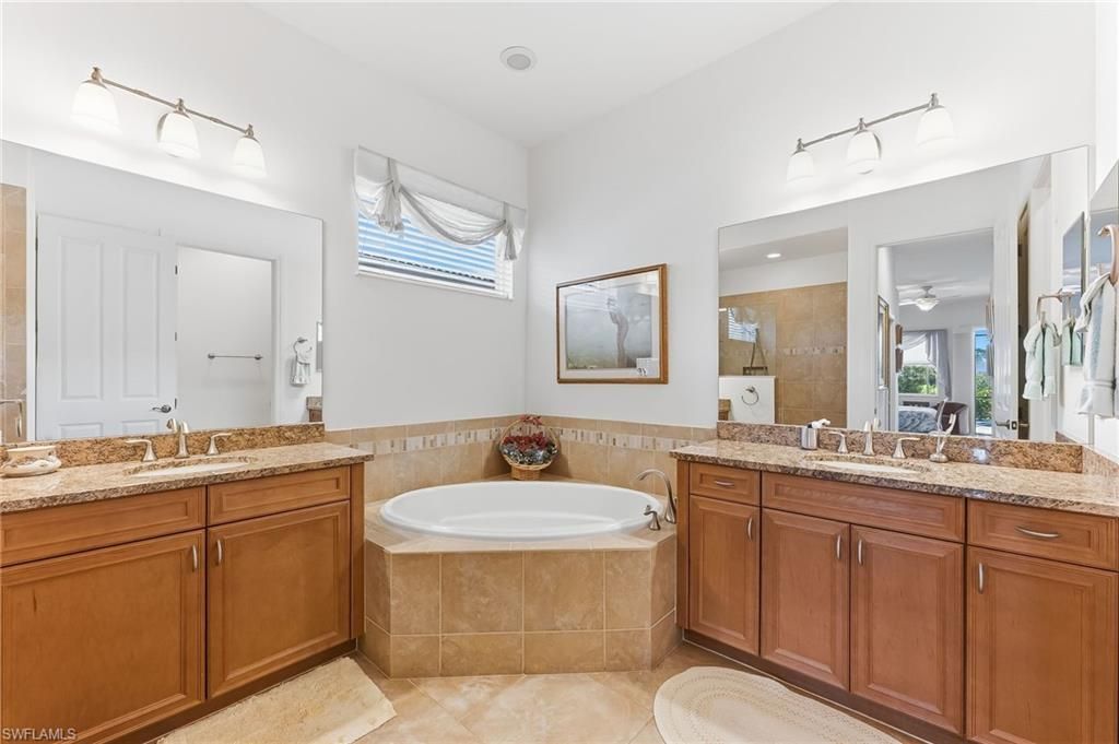 6168 Dogleg Dr , Naples, FL 34113 Photo