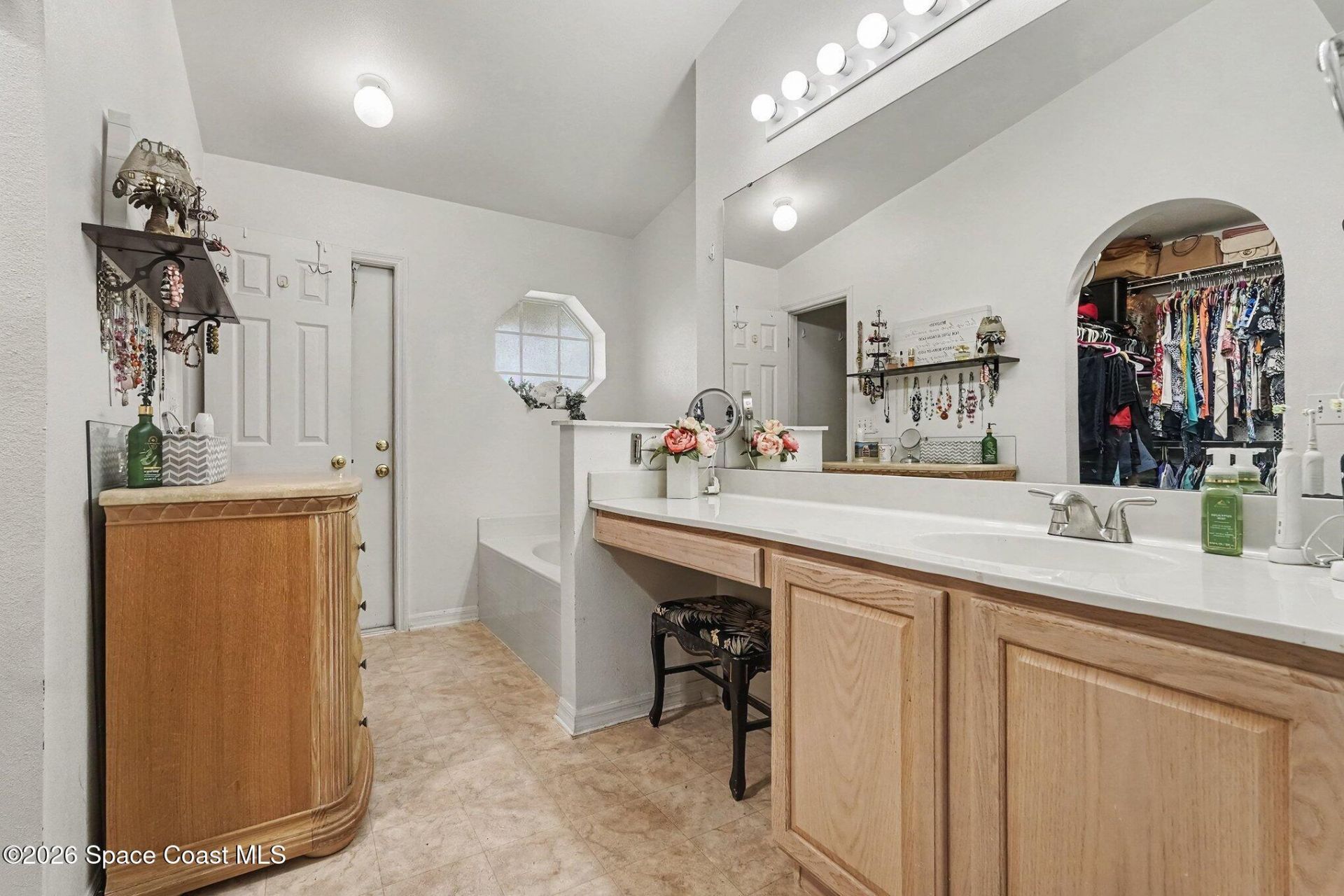 1216 White Oak Circle , Melbourne, FL 32934 Photo