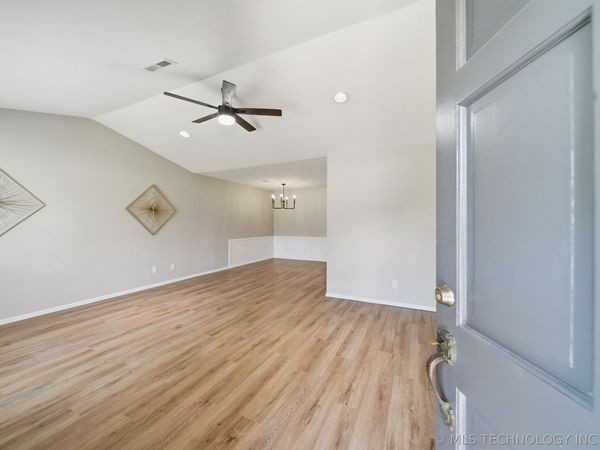 11118 S Date Street , Jenks, OK 74037