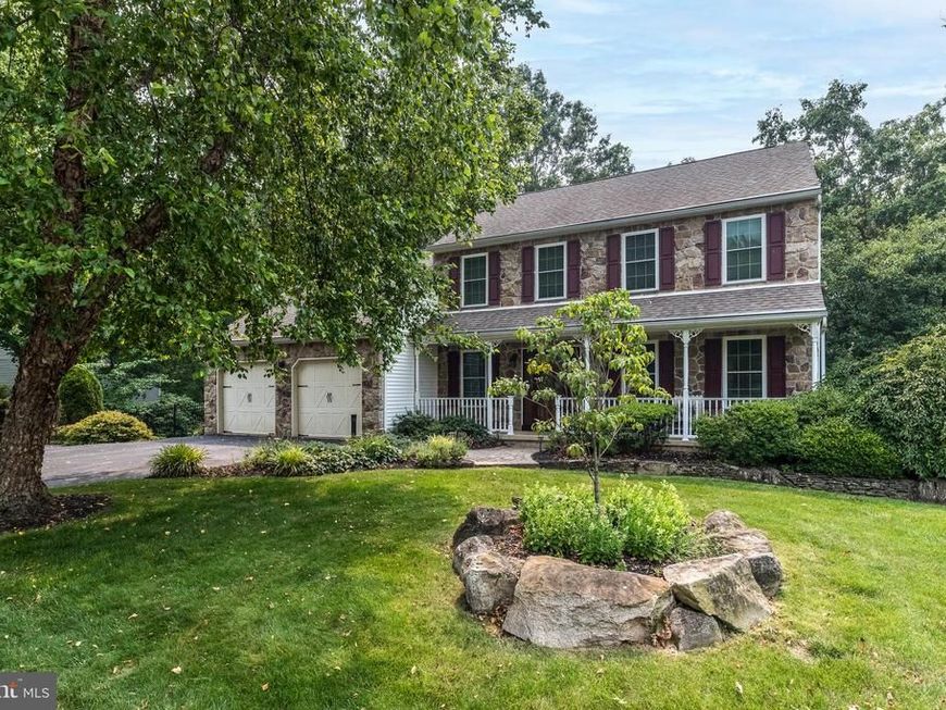 100 Live Oak Drive, Quakertown, PA 18951 Main Photo