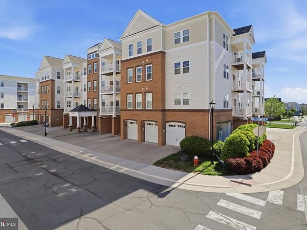 24636 WOOLLY MAMMOTH TERRACE, Unit 202, ALDIE, VA 20105