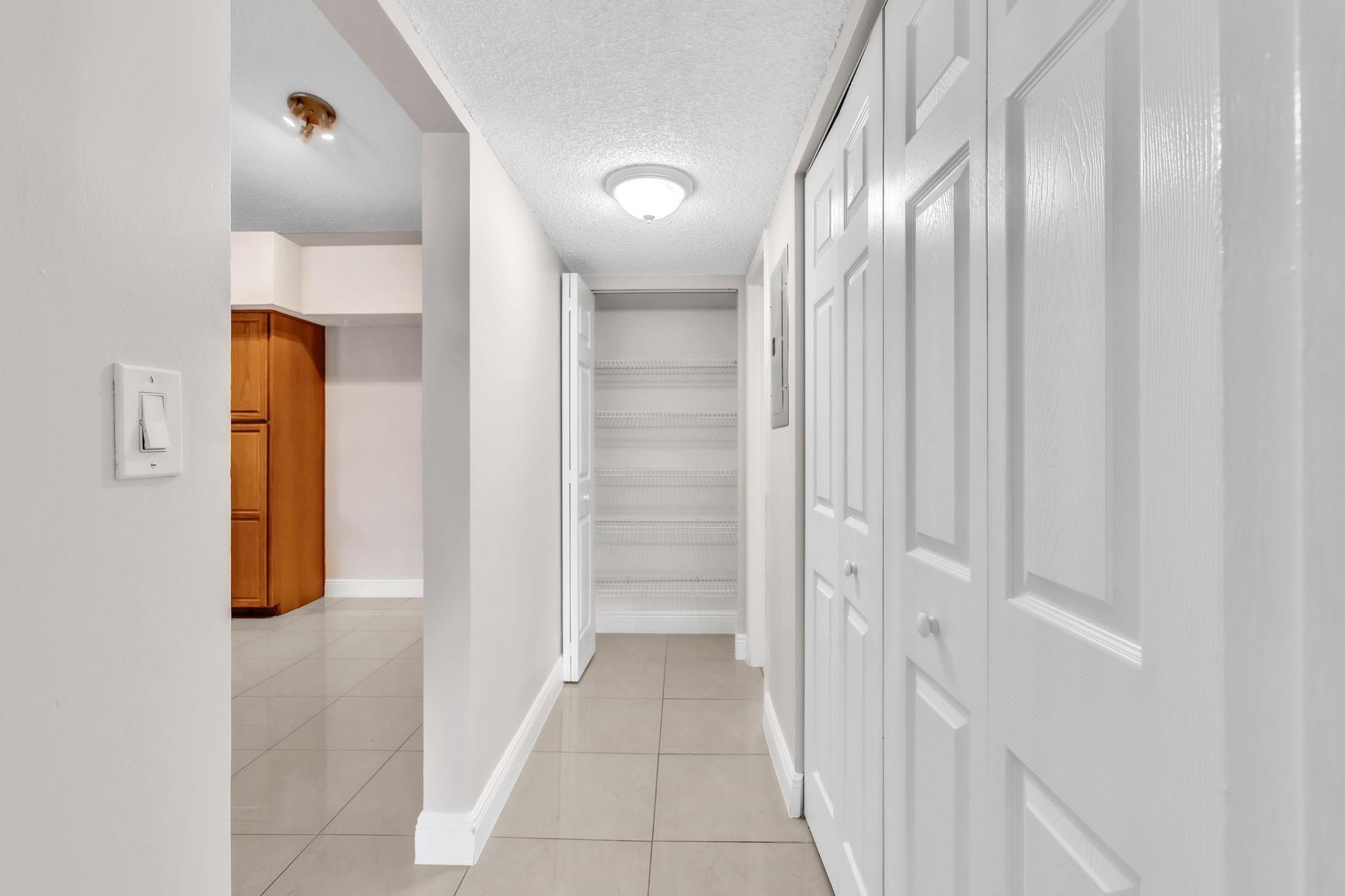 601 Lyons Road, Unit 7201, Coconut Creek, FL 33063 Photo