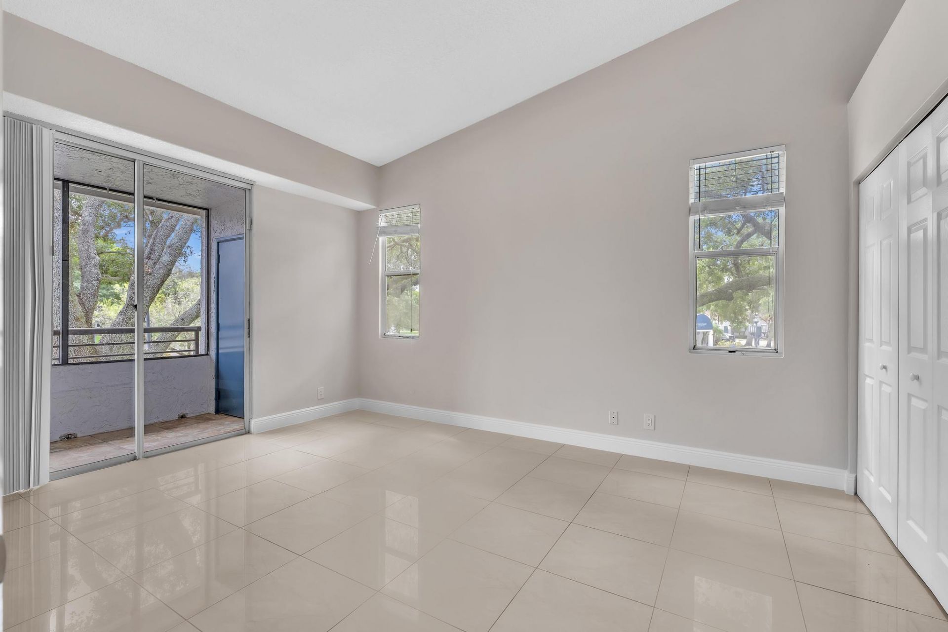 601 Lyons Road, Unit 7201, Coconut Creek, FL 33063 Photo