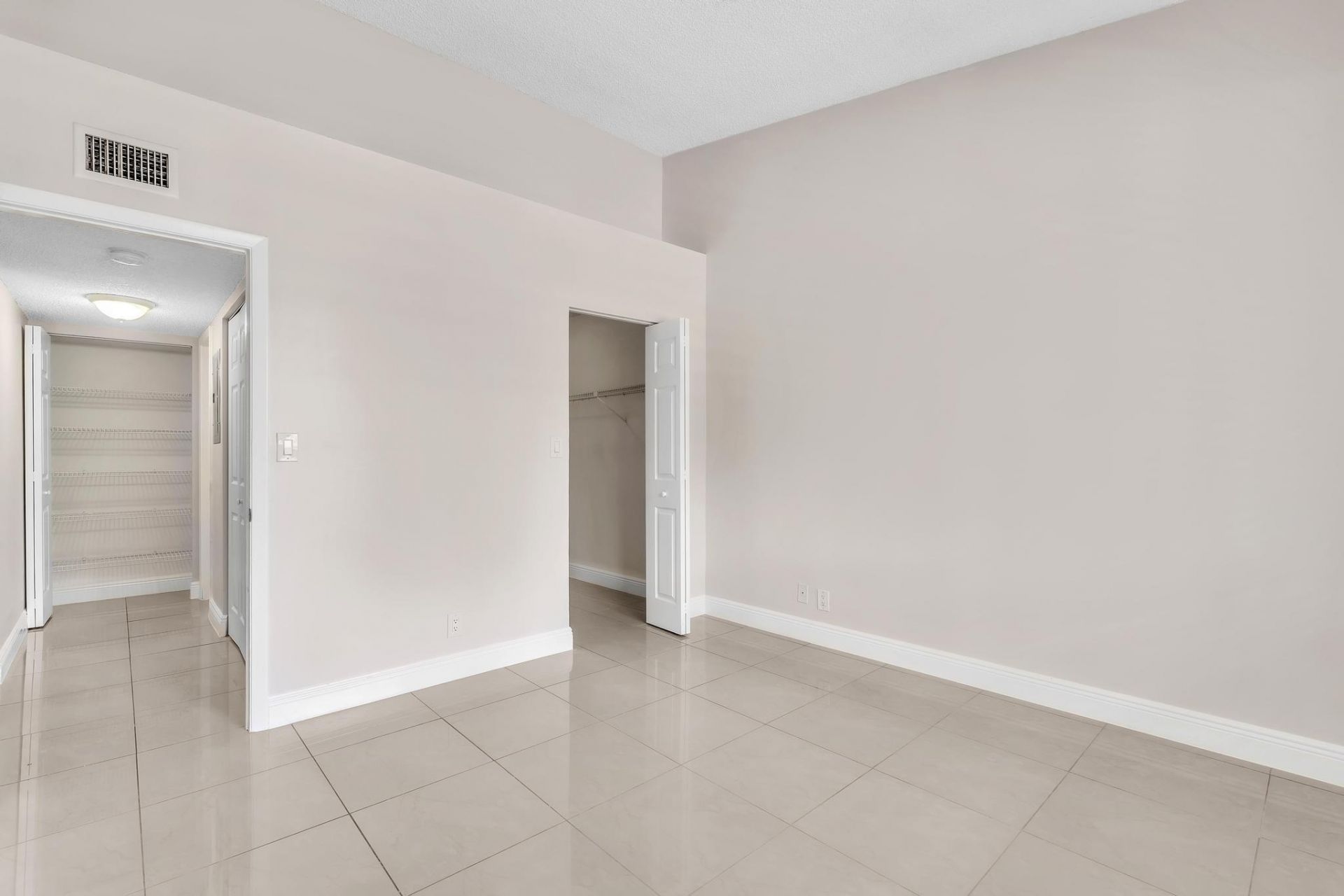 601 Lyons Road, Unit 7201, Coconut Creek, FL 33063 Photo