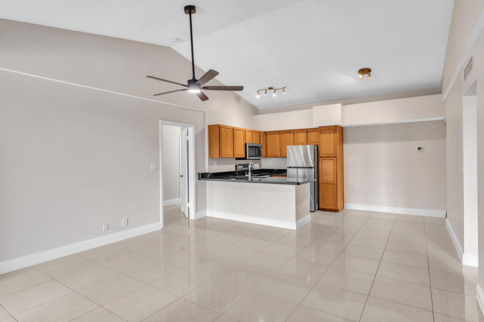 601 Lyons Road, Unit 7201, Coconut Creek, FL 33063 Photo
