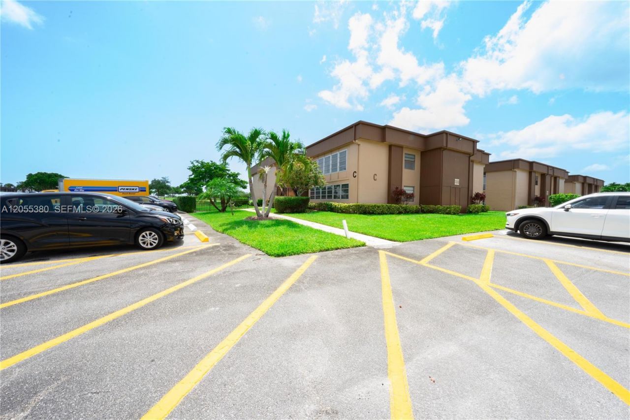 126 Piedmont C , Unit 126, Delray Beach, FL 33484 Photo