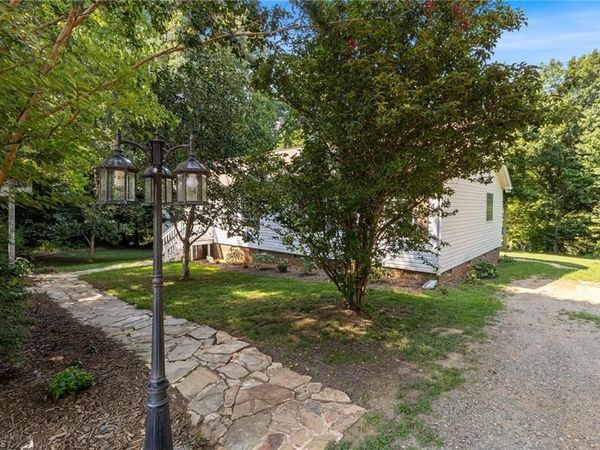 3286 Nc Highway 54 , Haw River, NC 27258