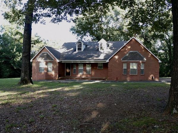 Searcy, AR 72143