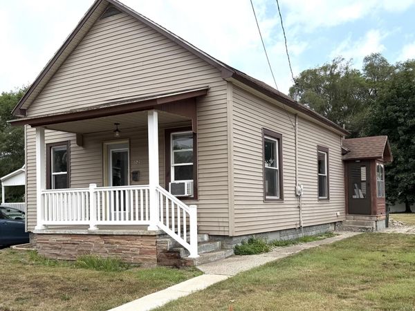 52 Iona Avenue, Muskegon, MI 49442